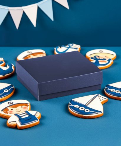 Χάρτινο κουτί μπιζού Ματ Μπλε Σκούρο – Ιδανικό για μπομπονιέρες βάπτισης με ναυτικό θέμα