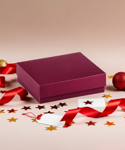 Χάρτινο κουτί μπιζού Ματ Βουργουνδίας – Ιδανικό για Χριστουγεννιάτικα δώρα και γιορτινές περιστάσεις